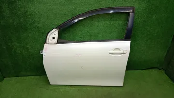 ДВЕРЬ НА TOYOTA COROLLA  AXIO ZRE142
