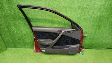 ДВЕРЬ НА TOYOTA CALDINA ST190G