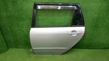 ДВЕРЬ НА TOYOTA COROLLA FIELDER NZE121G