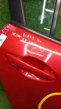 ДВЕРЬ НА MAZDA AXELA BL6FJ