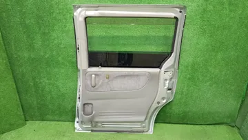 ДВЕРЬ НА MAZDA MPV LW3W