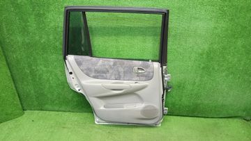 ДВЕРЬ НА MAZDA PREMACY CP8W