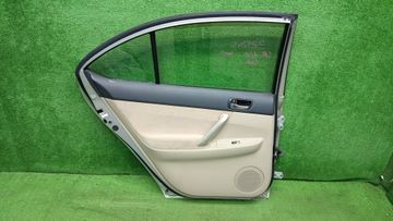 ДВЕРЬ НА TOYOTA PREMIO ZZT240