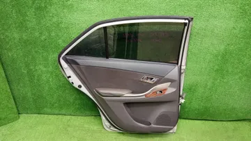 ДВЕРЬ НА TOYOTA PREMIO ZRT260