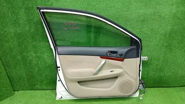 ДВЕРЬ НА TOYOTA PREMIO ZZT245