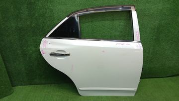 ДВЕРЬ НА TOYOTA PREMIO ZRT265