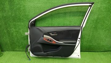 ДВЕРЬ НА TOYOTA PREMIO ZRT265