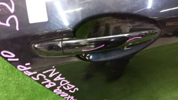 ДВЕРЬ НА MAZDA AXELA BL5FP
