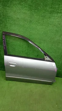ДВЕРЬ НА MITSUBISHI GALANT EA1A