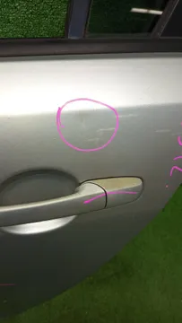 ДВЕРЬ НА MAZDA AXELA BK3P