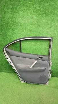 ДВЕРЬ НА TOYOTA ALLION ZZT240
