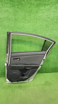 ДВЕРЬ НА MAZDA AXELA BK3P