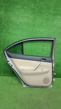 ДВЕРЬ НА TOYOTA PREMIO ZZT240