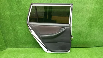 ДВЕРЬ НА TOYOTA COROLLA FIELDER NZE121G