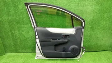 ДВЕРЬ НА TOYOTA VITZ NSP135