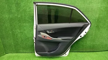 ДВЕРЬ НА TOYOTA ALLION ZRT265