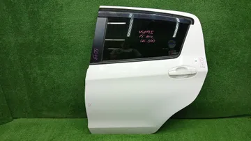 ДВЕРЬ НА TOYOTA VITZ NSP135