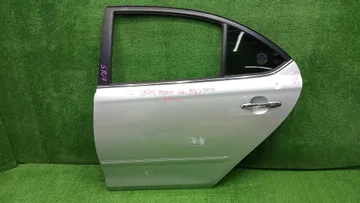 ДВЕРЬ НА TOYOTA PREMIO ZZT245