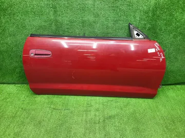 ДВЕРЬ НА TOYOTA CURREN ST208