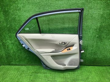 ДВЕРЬ НА TOYOTA PREMIO ZRT260