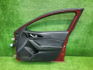 ДВЕРЬ НА MAZDA AXELA BM5AP