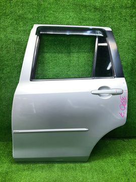 ДВЕРЬ НА MAZDA DEMIO DY3W