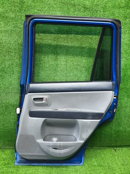 ДВЕРЬ НА MAZDA DEMIO DY3W