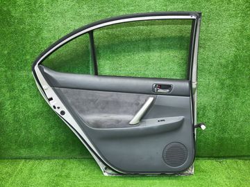 ДВЕРЬ НА TOYOTA PREMIO ZZT240