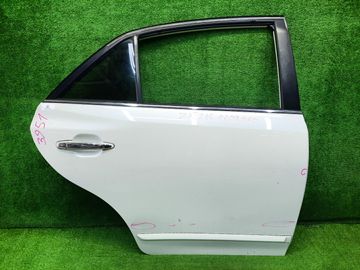ДВЕРЬ НА TOYOTA PREMIO ZRT260