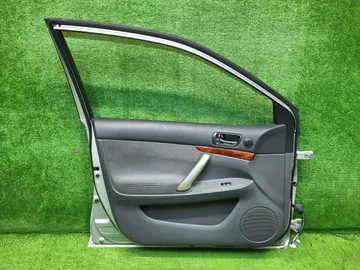 ДВЕРЬ НА TOYOTA ALLION ZZT245
