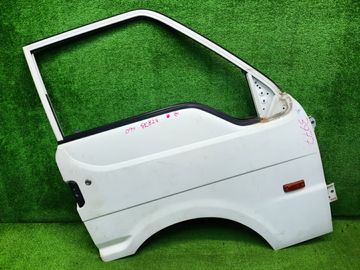 ДВЕРЬ НА MAZDA BONGO SK82V
