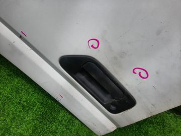 ДВЕРЬ НА MAZDA TITAN SYE6T