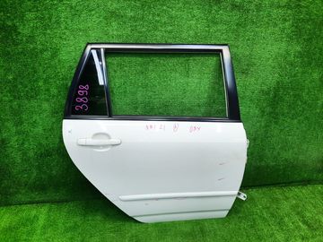 ДВЕРЬ НА TOYOTA COROLLA FIELDER NZE121G