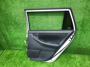 ДВЕРЬ НА TOYOTA COROLLA FIELDER NZE121G