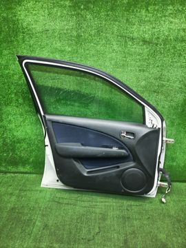 ДВЕРЬ НА MITSUBISHI AIRTREK CU2W