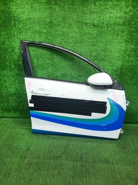 ДВЕРЬ НА MAZDA AXELA BL6FJ