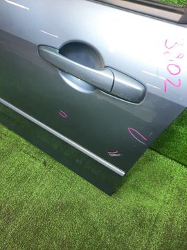 ДВЕРЬ НА MAZDA DEMIO DY3W