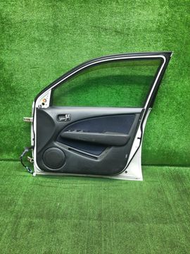 ДВЕРЬ НА MITSUBISHI AIRTREK CU2W