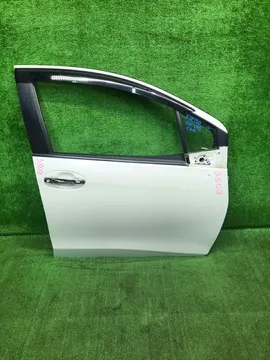 ДВЕРЬ НА TOYOTA VITZ KSP130