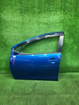 ДВЕРЬ НА TOYOTA AQUA NHP10