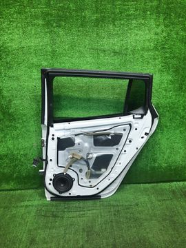 ДВЕРЬ НА NISSAN LEAF ZE1