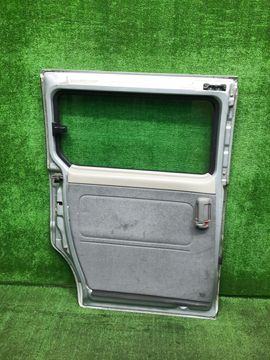 ДВЕРЬ НА HONDA STEPWGN RF1