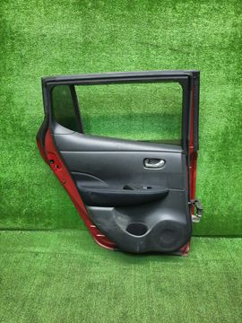 ДВЕРЬ НА NISSAN LEAF ZE1