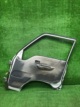 ДВЕРЬ НА MAZDA BONGO SK82L