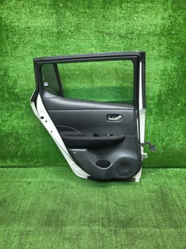 ДВЕРЬ НА NISSAN LEAF ZE1