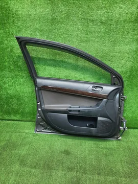 ДВЕРЬ НА MITSUBISHI GALANT FORTIS CY4A