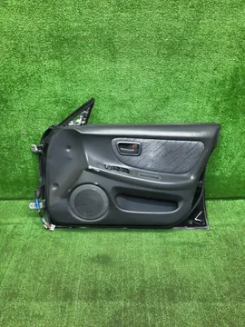 ДВЕРЬ НА TOYOTA CARINA ED ST202