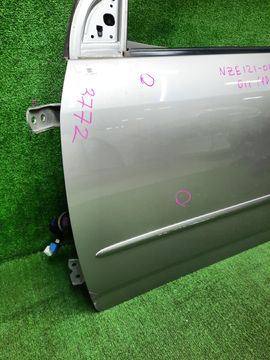 ДВЕРЬ НА TOYOTA COROLLA FIELDER NZE121G