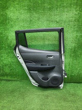 ДВЕРЬ НА NISSAN LEAF ZE1