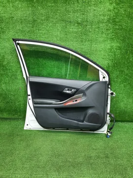 ДВЕРЬ НА TOYOTA ALLION ZRT261